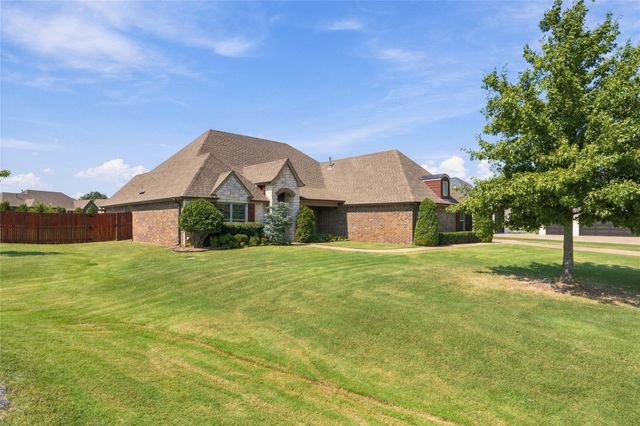 7052 S 310th East Avenue, Broken Arrow, OK 74014
