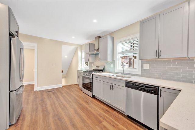 55-57 Bailey Road 1, Somerville, MA 02145