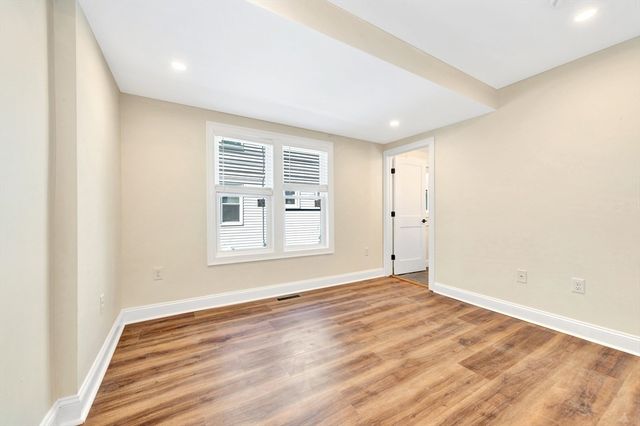 55-57 Bailey Road 1, Somerville, MA 02145