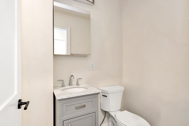 55-57 Bailey Road 1, Somerville, MA 02145