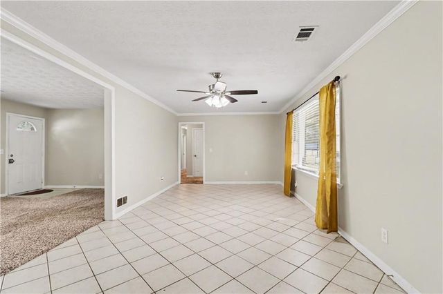 727 S Carter Drive, Jonesboro, GA 30236