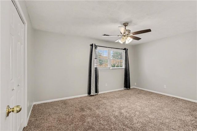 727 S Carter Drive, Jonesboro, GA 30236