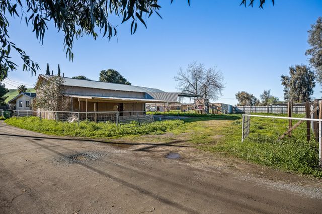 27795 Avenue 146 A, Porterville, CA 93257
