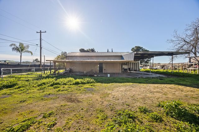 27795 Avenue 146 A, Porterville, CA 93257