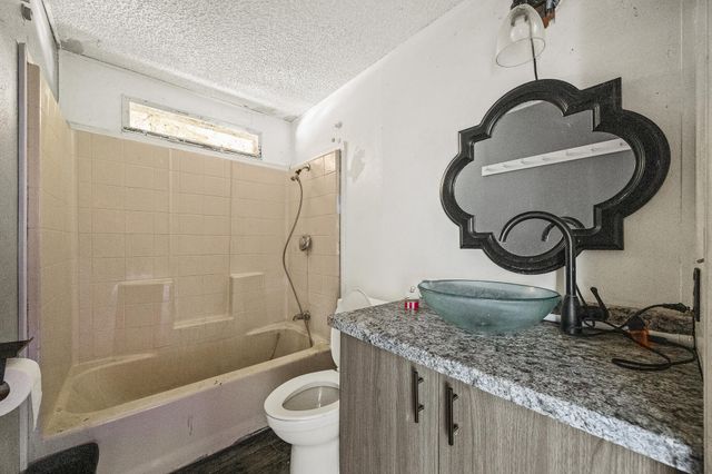 27795 Avenue 146 A, Porterville, CA 93257