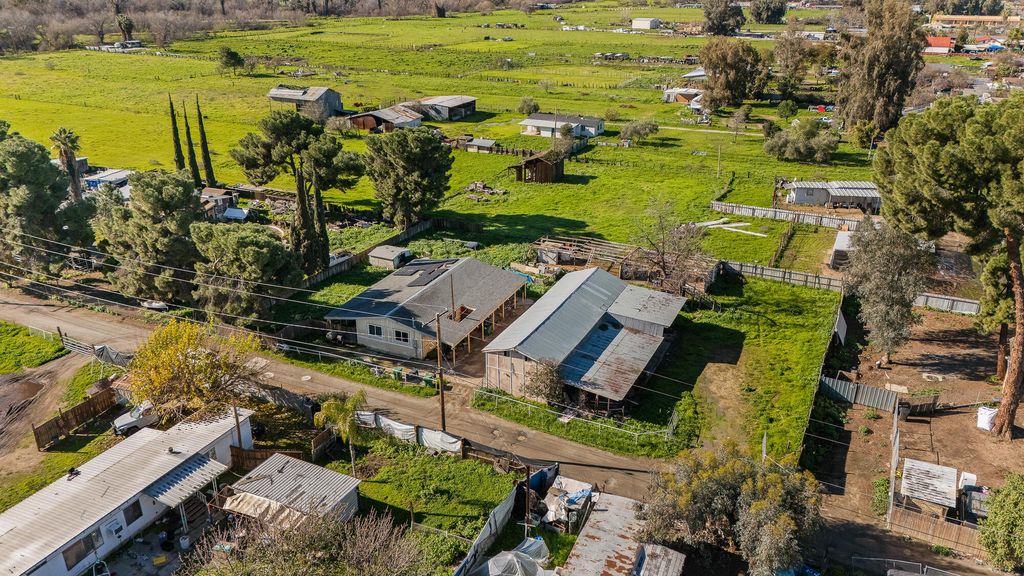 27795 Avenue 146 A, Porterville, CA 93257