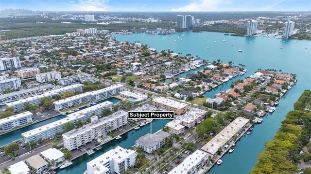 3582 NE 171st St 207, North Miami Beach, FL 33160