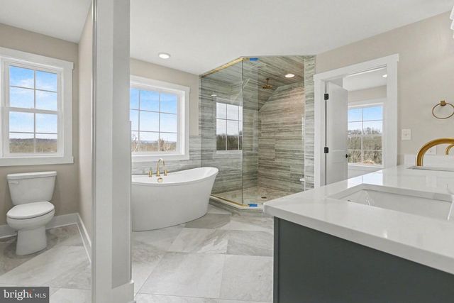 407 WILLOW OAK DRIVE, Lewisberry, PA 17339