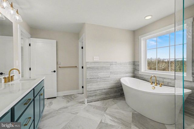 407 WILLOW OAK DRIVE, Lewisberry, PA 17339