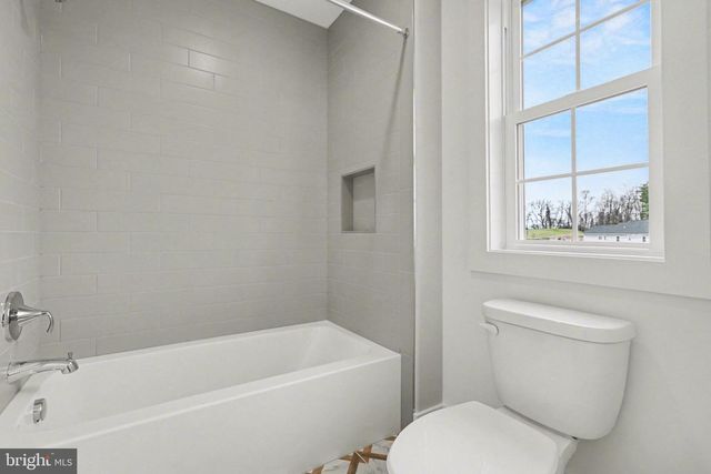 407 WILLOW OAK DRIVE, Lewisberry, PA 17339