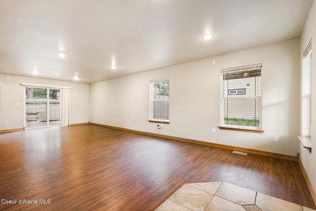 3009 Kelrose Ln, Sandpoint, ID 83864