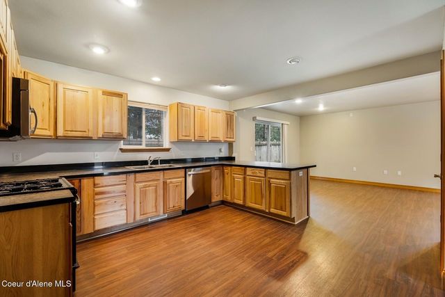 3009 Kelrose Ln, Sandpoint, ID 83864