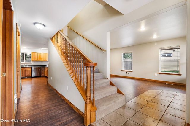 3009 Kelrose Ln, Sandpoint, ID 83864