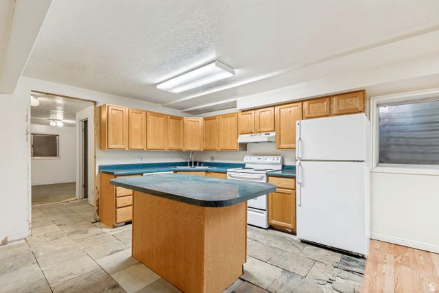 5768 S EREKSON LN, Salt Lake City, UT 84107