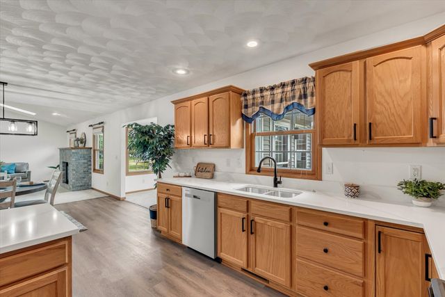 14 Quail Hollow Estate, Geneseo, IL 61254