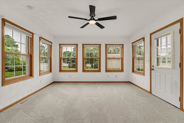 14 Quail Hollow Estate, Geneseo, IL 61254