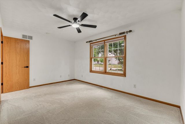 14 Quail Hollow Estate, Geneseo, IL 61254