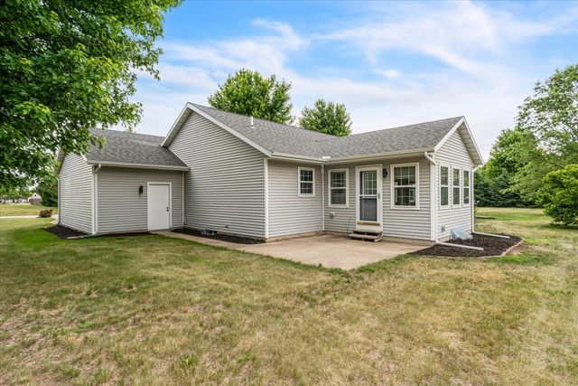 14 Quail Hollow Estate, Geneseo, IL 61254