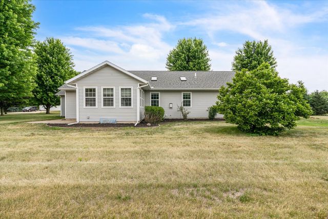 14 Quail Hollow Estate, Geneseo, IL 61254