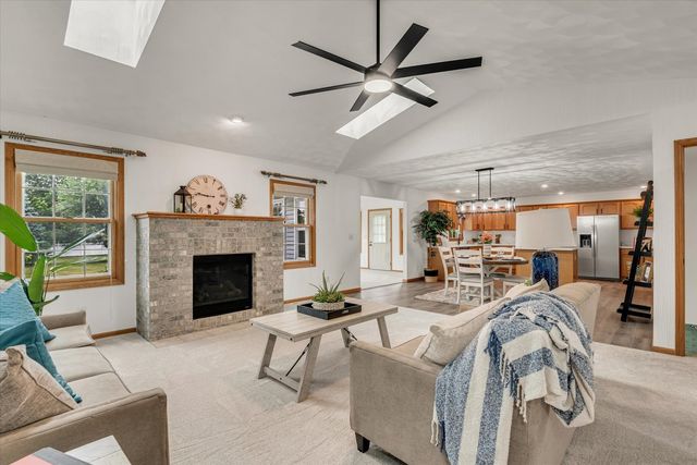 14 Quail Hollow Estate, Geneseo, IL 61254