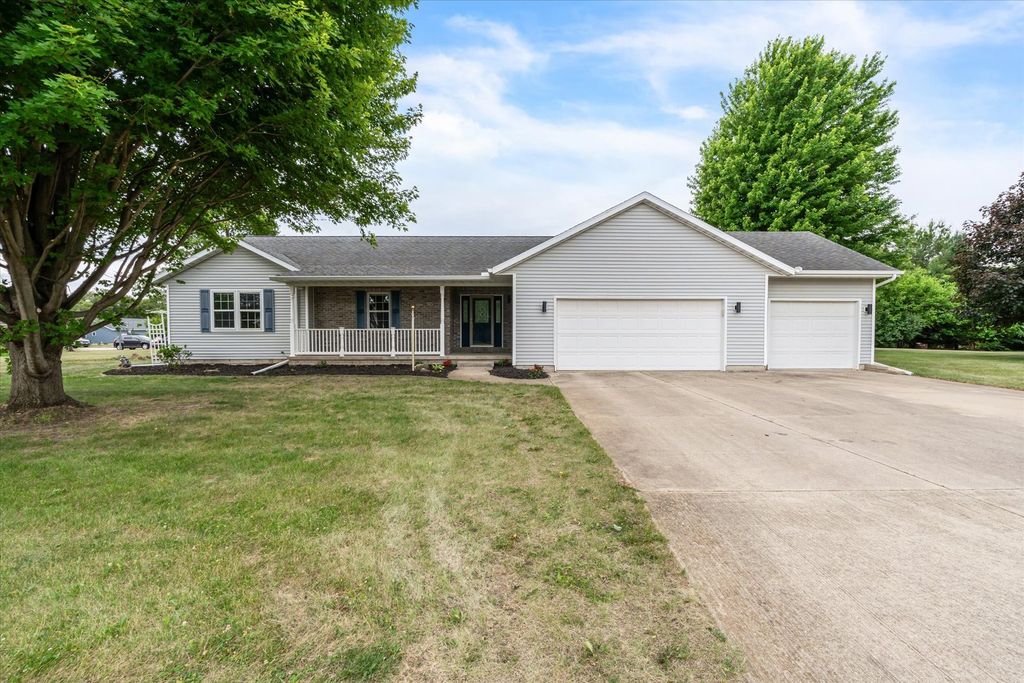 14 Quail Hollow Estate, Geneseo, IL 61254