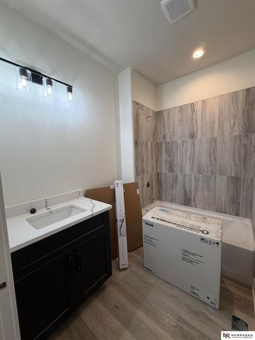 1220 Murray Road, Plattsmouth, NE 68048