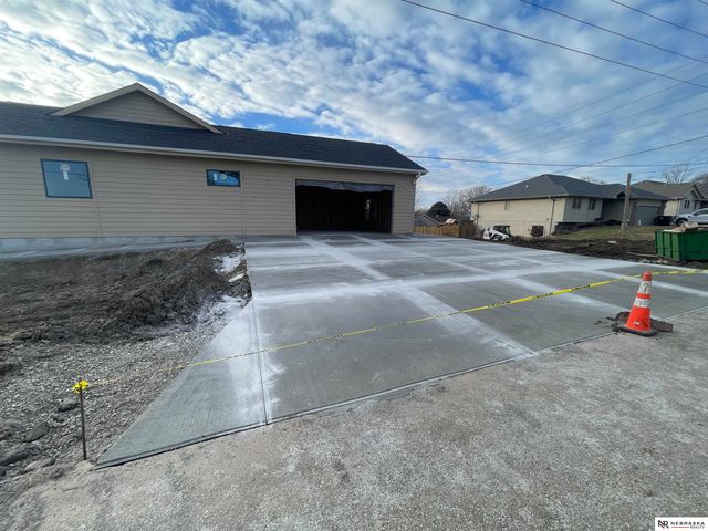 1220 Murray Road, Plattsmouth, NE 68048