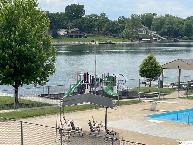 1220 Murray Road, Plattsmouth, NE 68048