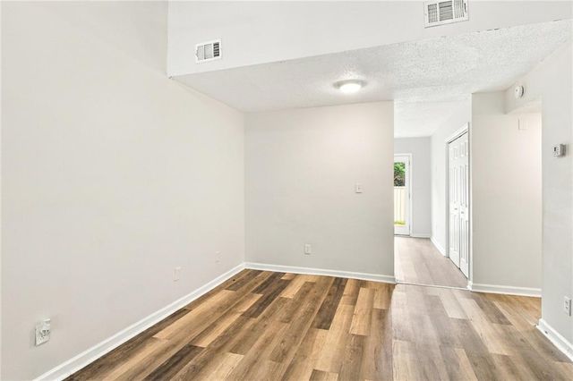 7980 Woodlake Drive, Riverdale, GA 30274