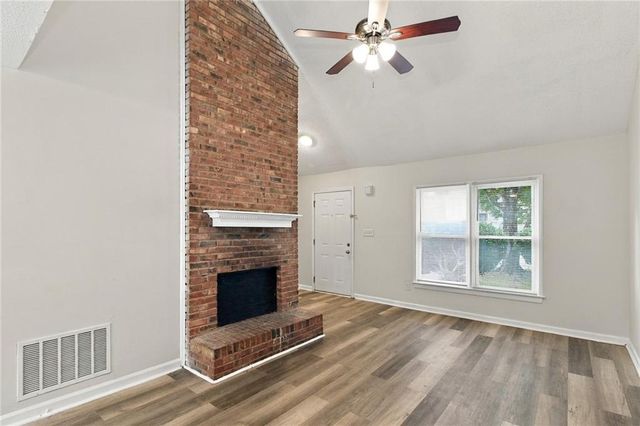 7980 Woodlake Drive, Riverdale, GA 30274