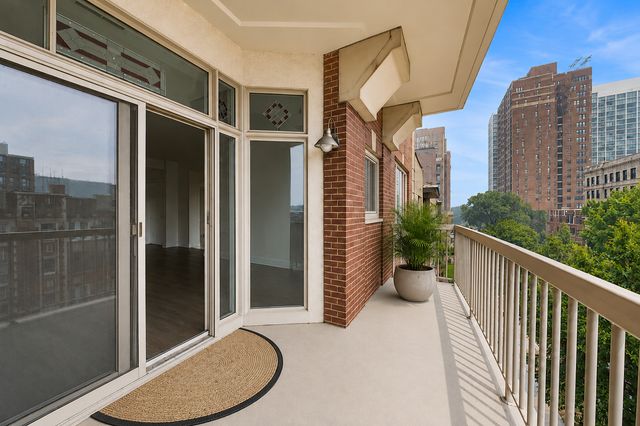 508 W MELROSE Street 4D, Chicago, IL 60657