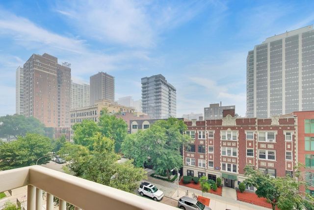 508 W MELROSE Street 4D, Chicago, IL 60657
