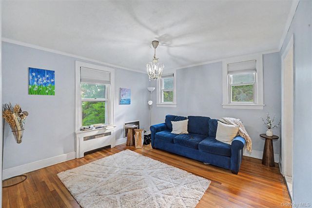 87 Susquehanna Avenue, Great Neck, NY 11021