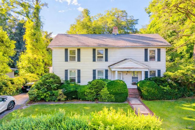 87 Susquehanna Avenue, Great Neck, NY 11021