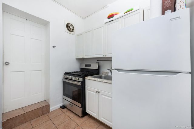 125-12 18th Avenue, College Point, NY 11356