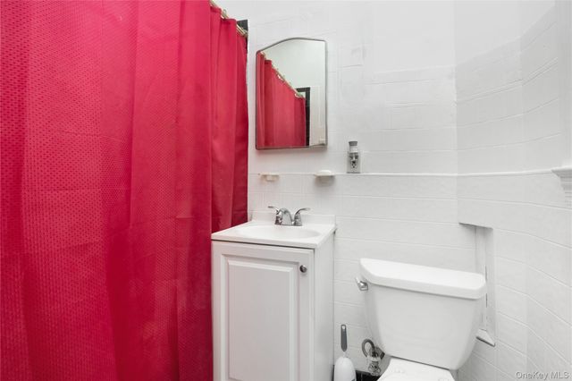 125-12 18th Avenue, College Point, NY 11356