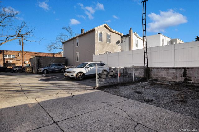 125-12 18th Avenue, College Point, NY 11356