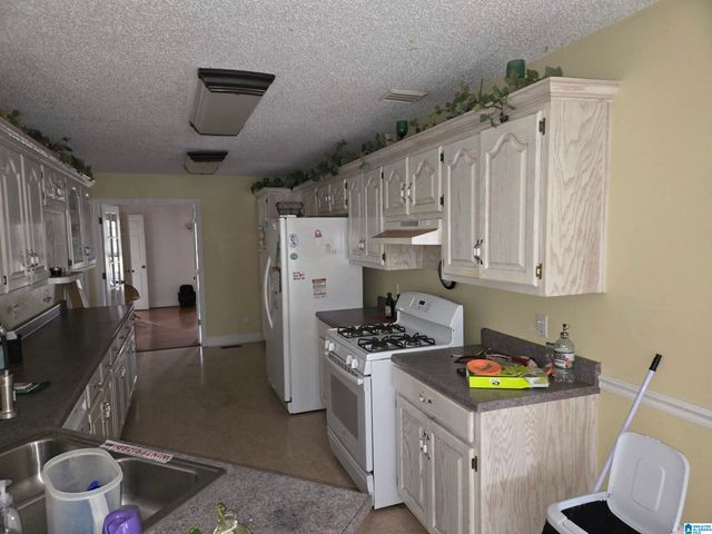 986 MERKLE LANE, Lincoln, AL 35096