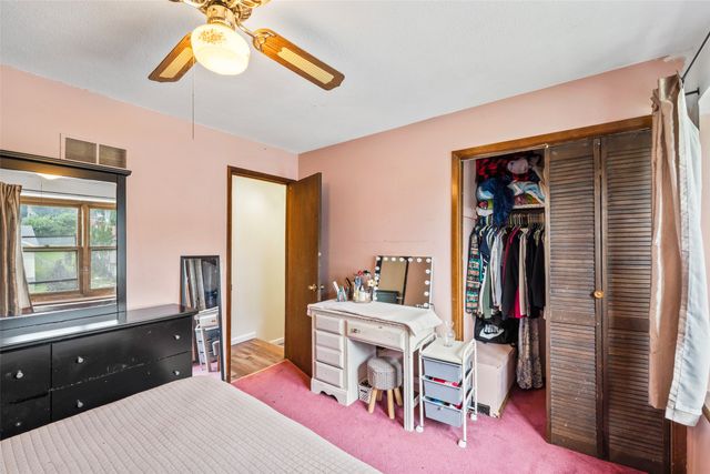 516 E Hackley Avenue, Des Moines, IA 50315