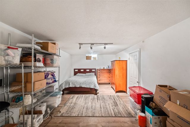 516 E Hackley Avenue, Des Moines, IA 50315