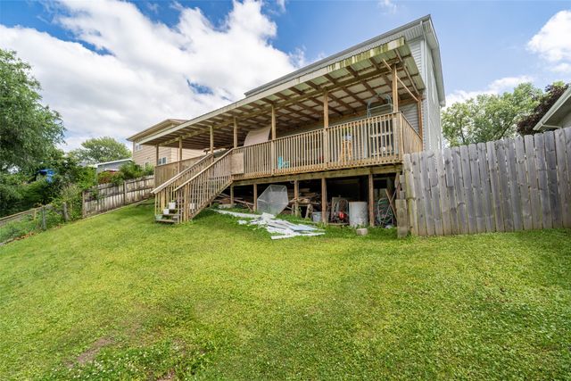 516 E Hackley Avenue, Des Moines, IA 50315