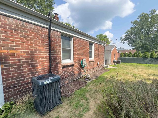 22100 O'Connor Street, Macomb Twp, MI 48080