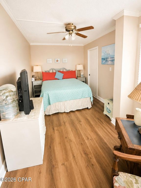 Image 15 of property listing at 8815 Thomas Drive 704, Panama City Beach, FL 32408