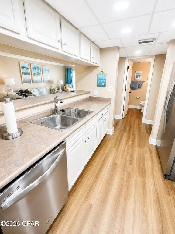 Image 7 of property listing at 8815 Thomas Drive 704, Panama City Beach, FL 32408