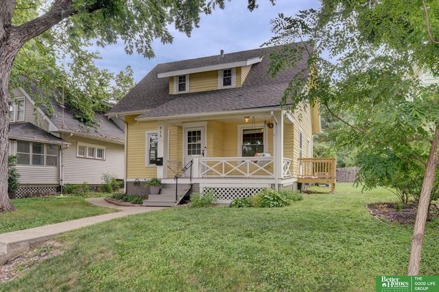 915 S 38th Avenue, Omaha, NE 68105