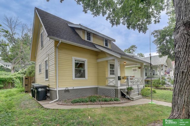 915 S 38th Avenue, Omaha, NE 68105