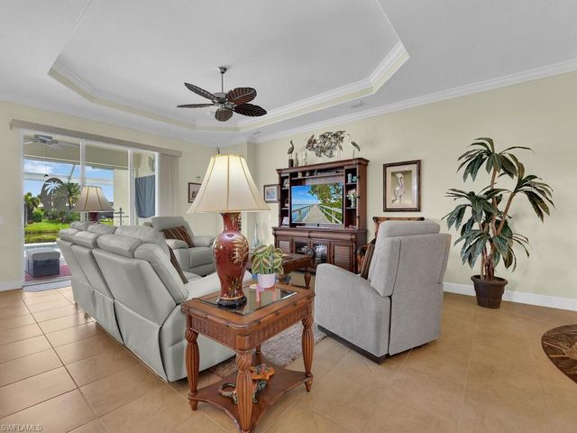 2749 Lambay CT, Cape Coral, FL 33991