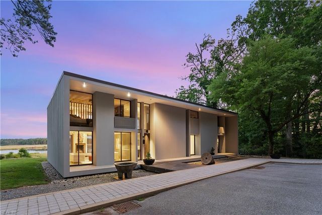 1336 Moyer RD, Newport News, VA 23606