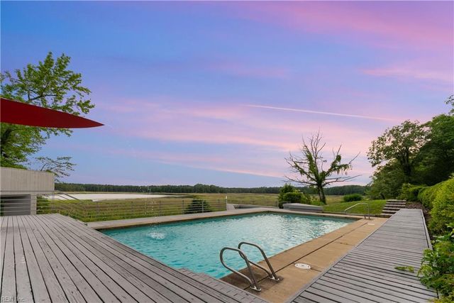1336 Moyer RD, Newport News, VA 23606