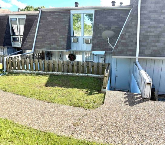 12 Annette Rd, Cherokee Village, AR 72529